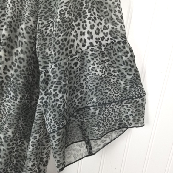 Evolution Embellished V Neck Sheer Animal Print Blouse Top Size 2X Black Gray - Picture 5 of 11